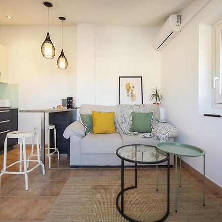 Romantic Duplex With Terrace And Great Views Girona Exterior photo