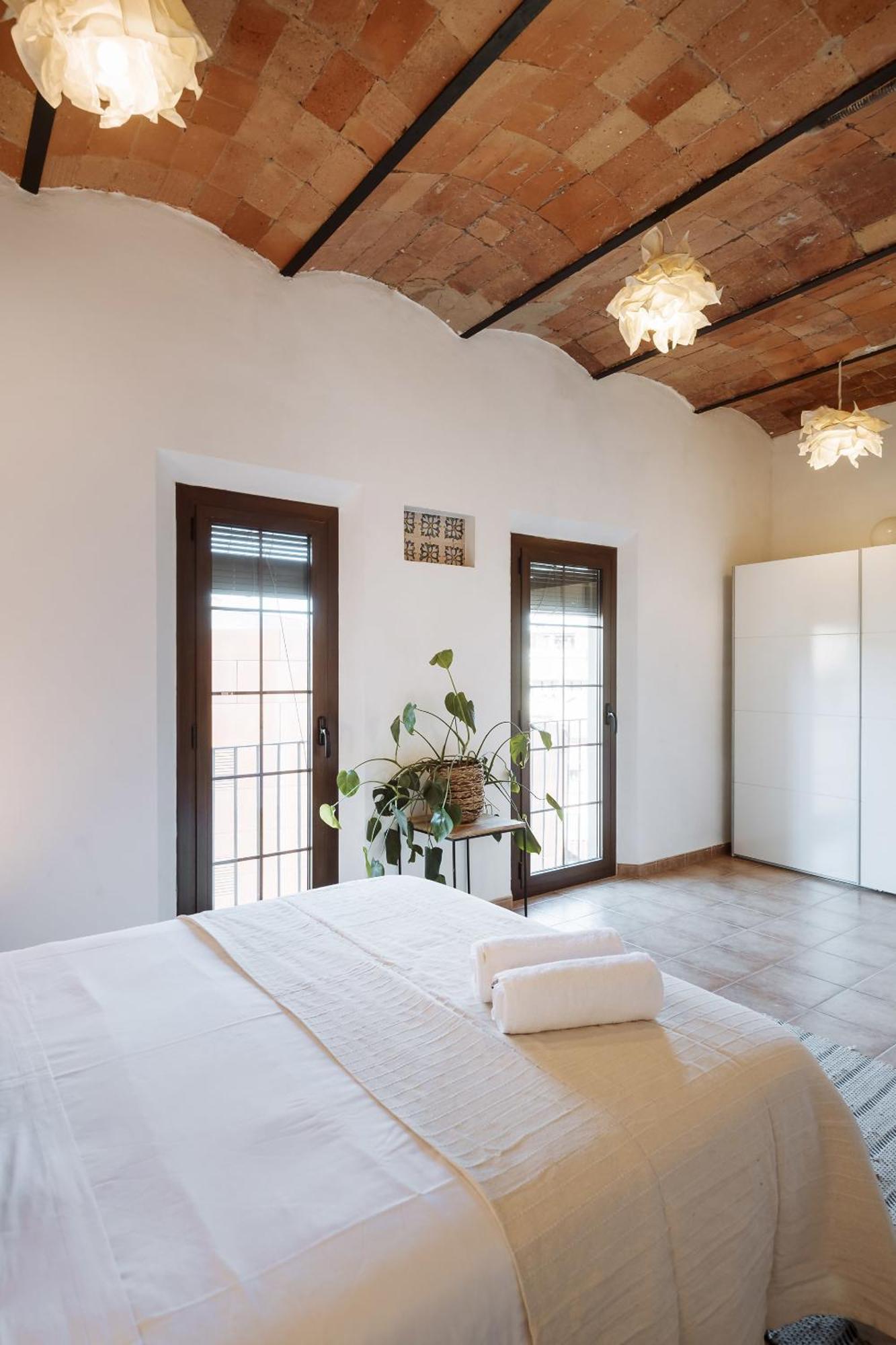 Romantic Duplex With Terrace And Great Views Girona Exterior photo