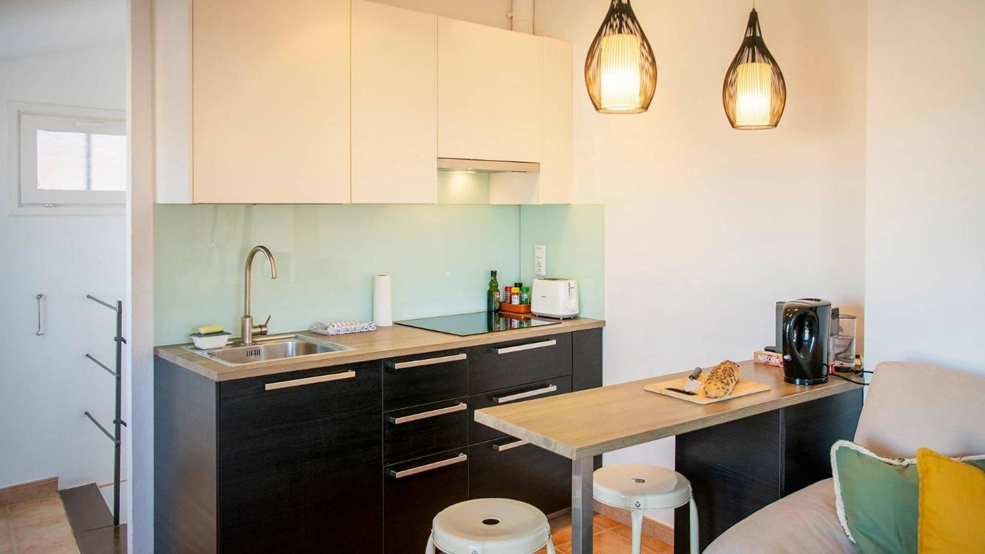 Romantic Duplex With Terrace And Great Views Girona Room photo