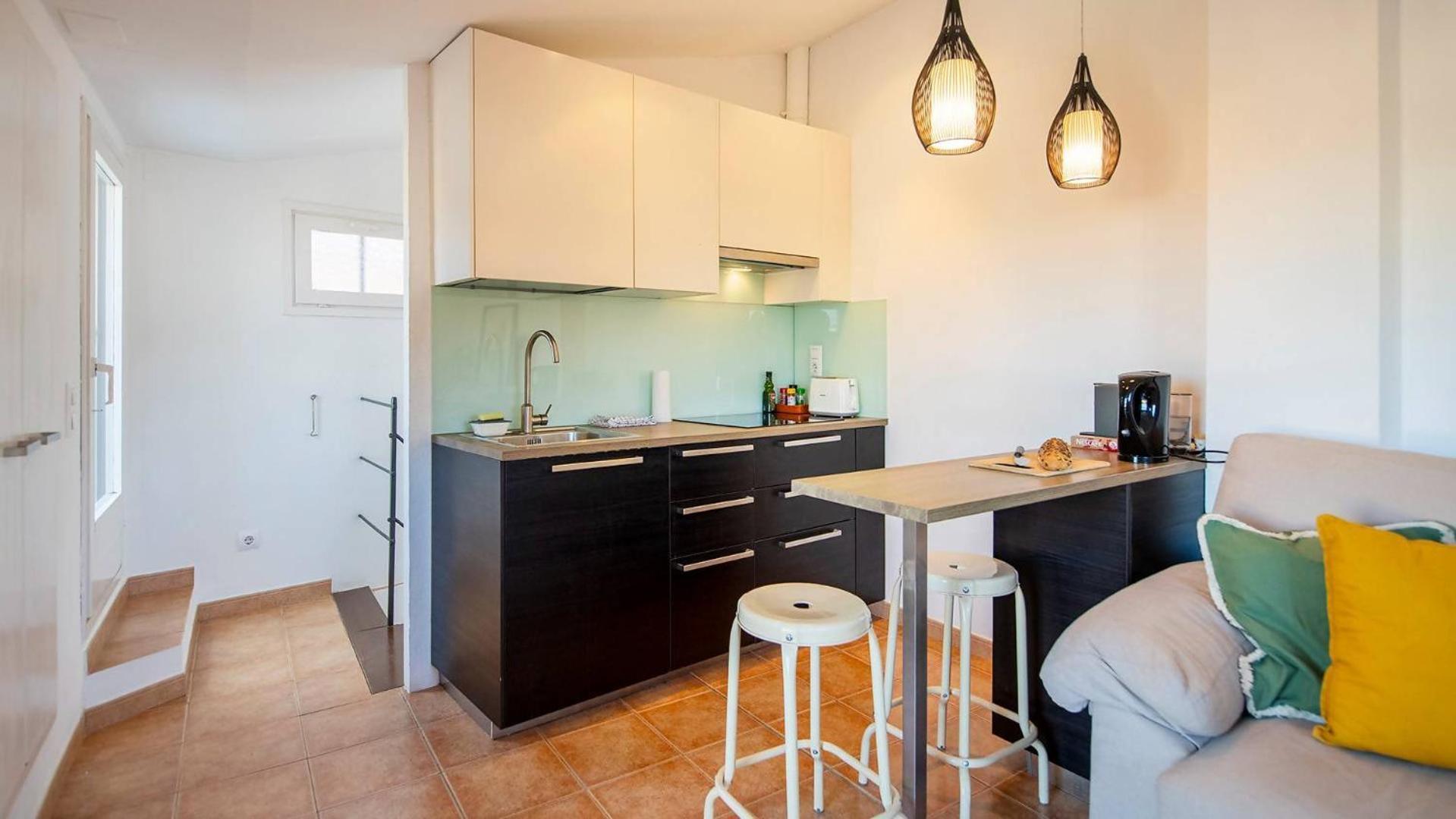 Romantic Duplex With Terrace And Great Views Girona Room photo