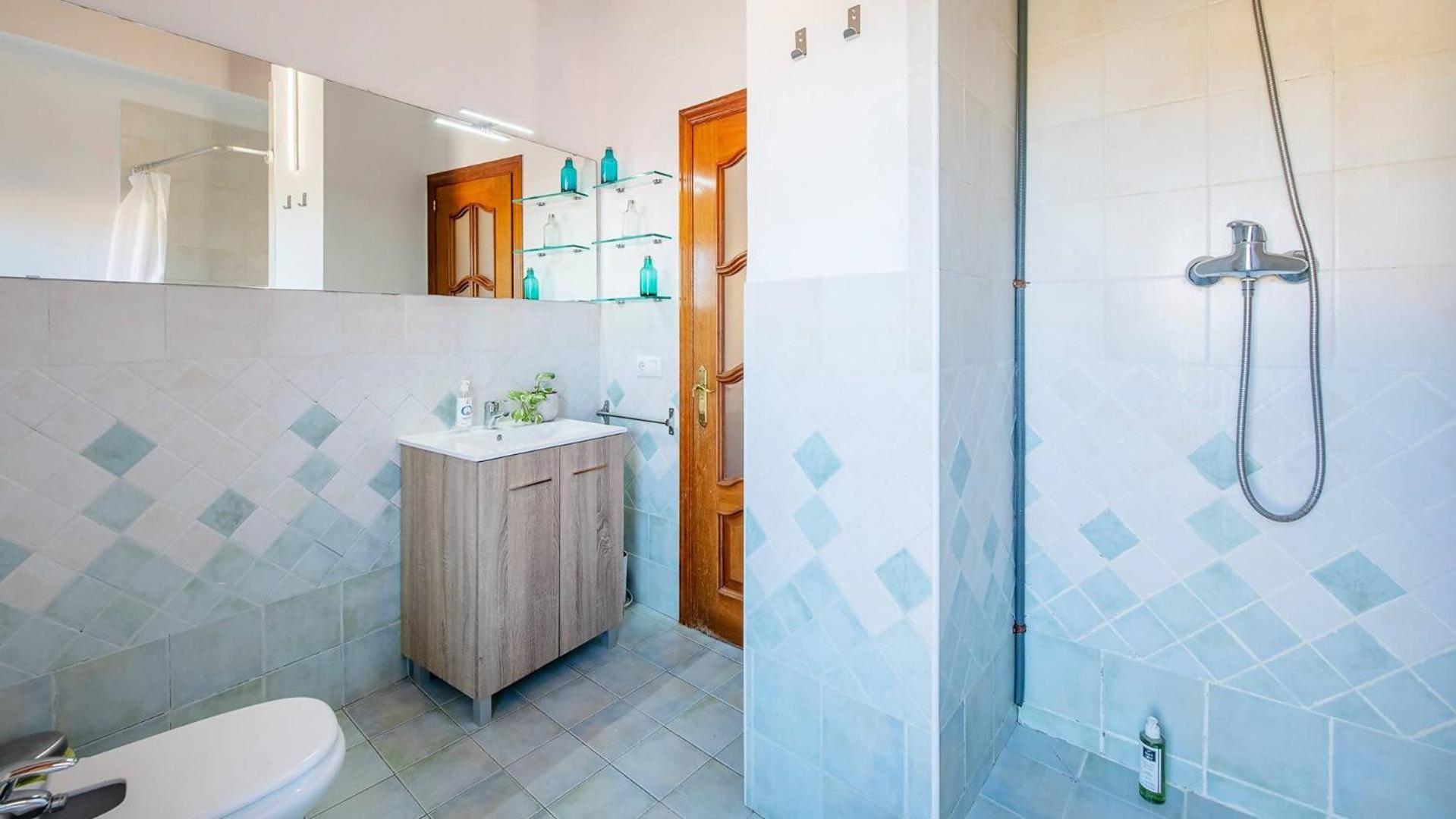 Romantic Duplex With Terrace And Great Views Girona Room photo